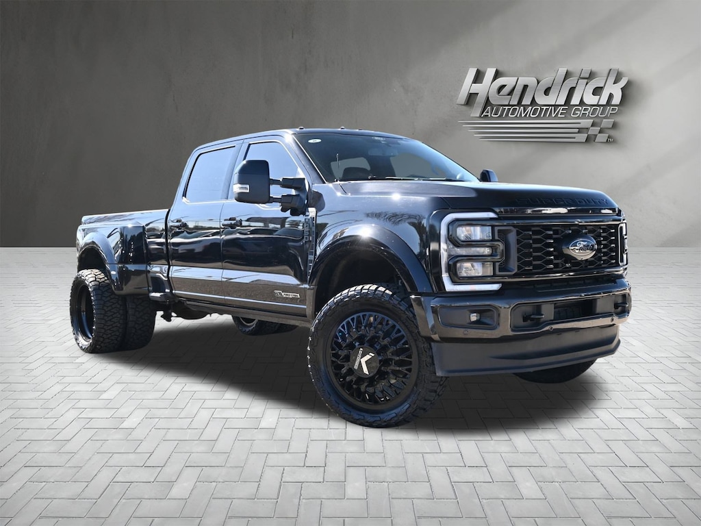 Used 2025 Ford Super Duty F-450 DRW King Ranch Pickup