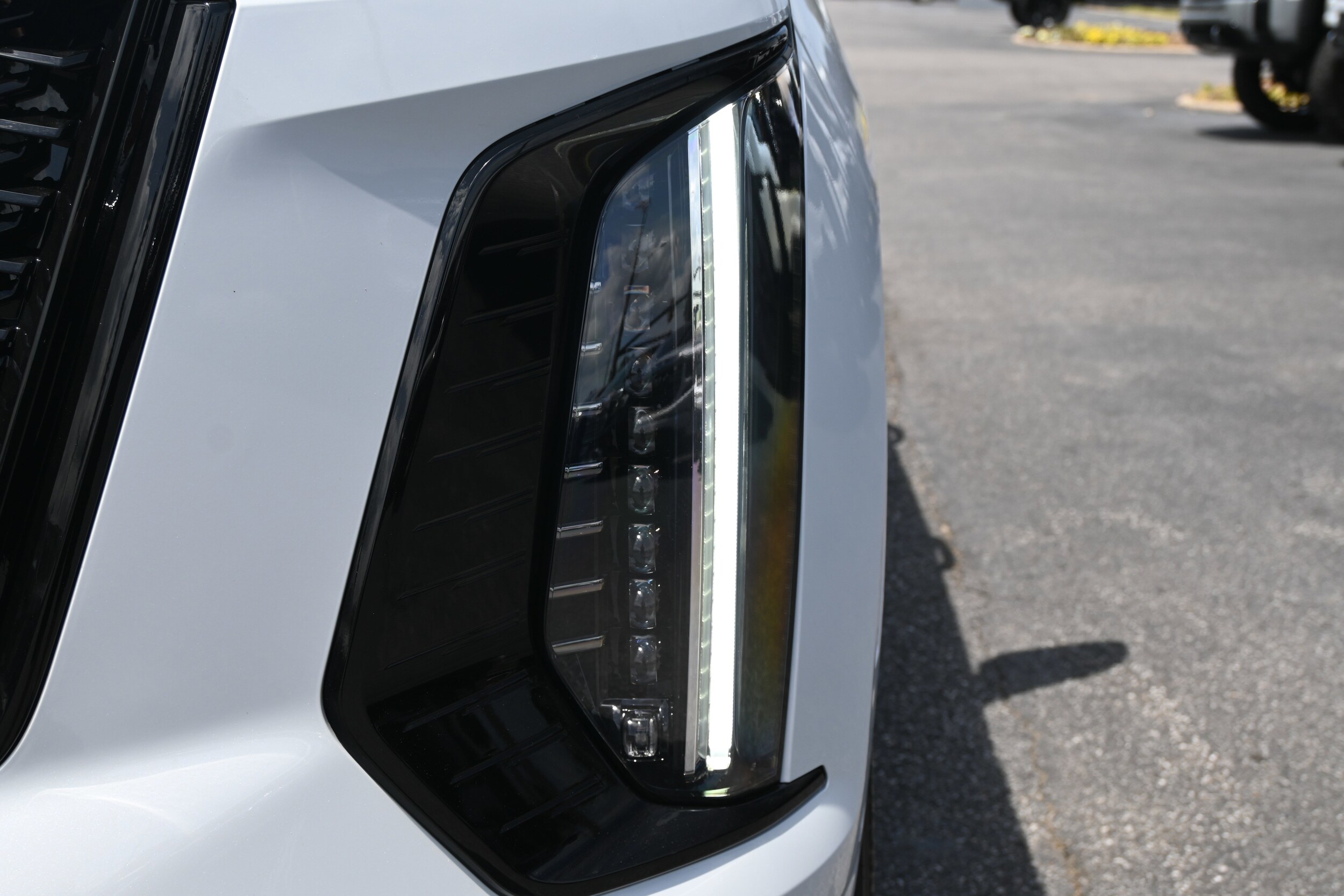 2026 CADILLAC Escalade 4WD Sport photo 4