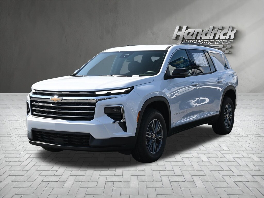 Used 2026 Chevrolet Traverse FWD LT SUV