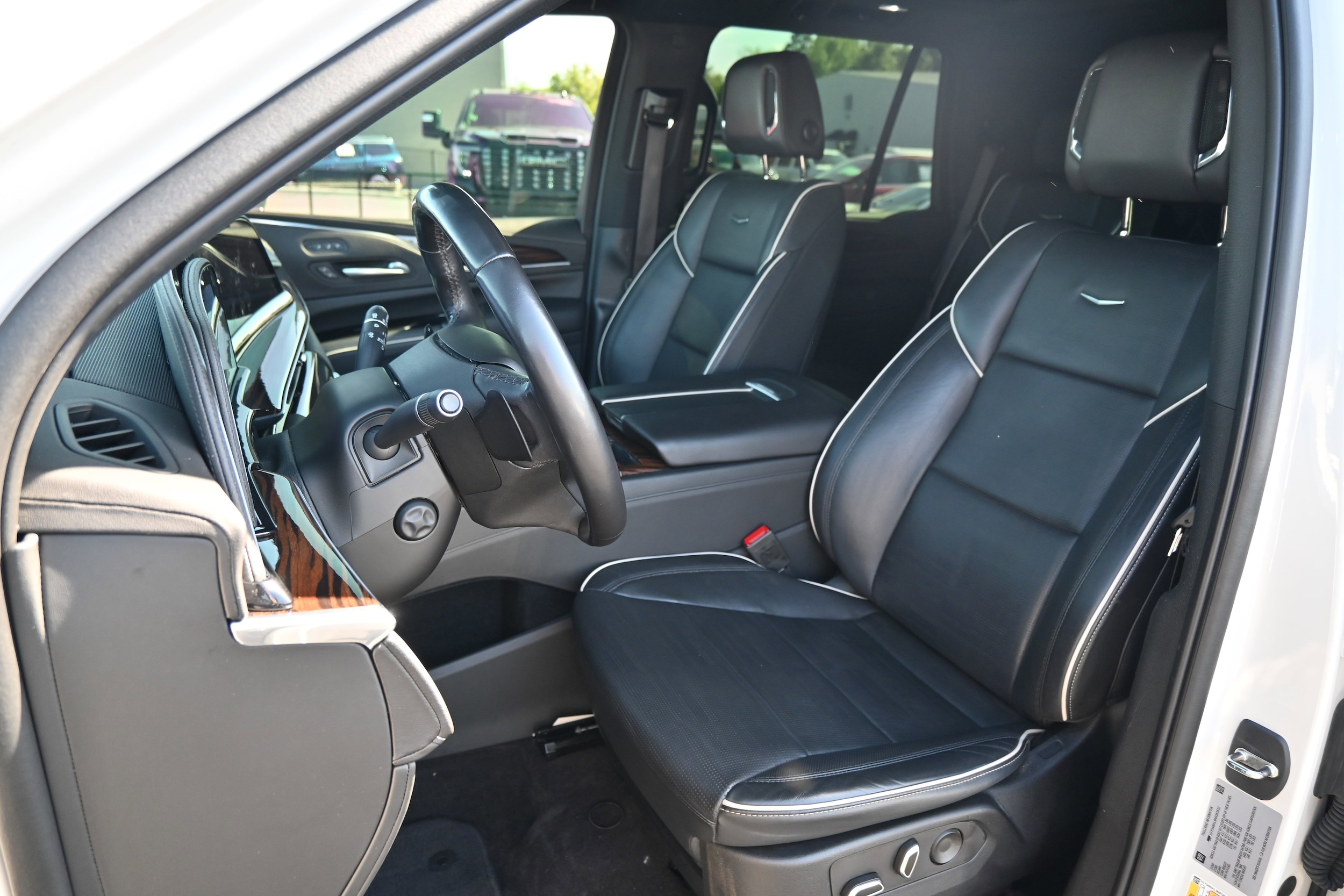 2022 CADILLAC Escalade Premium Luxury photo 6