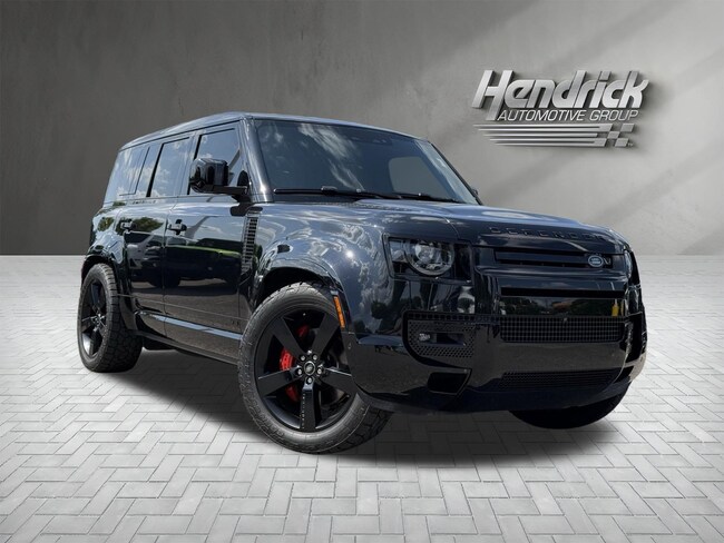 2025 Land Rover Defender V8 SUV