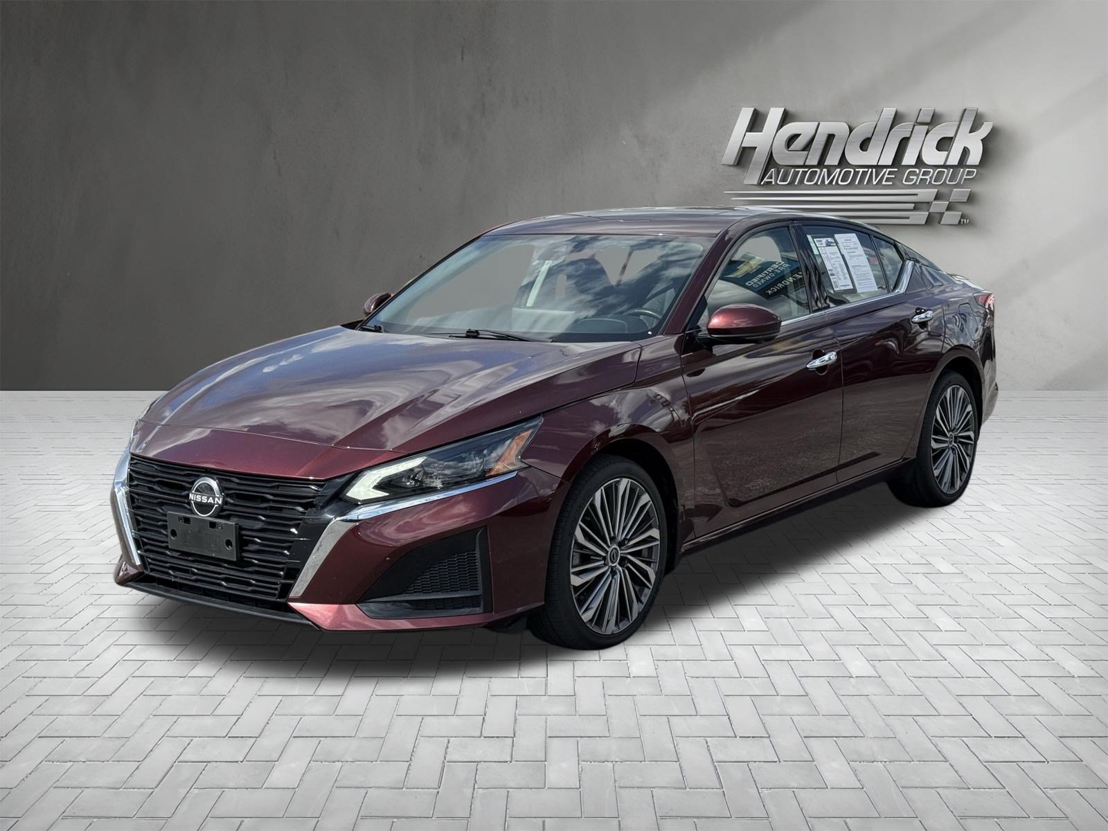 Used 2023 Nissan Altima 2.5 SL Sedan