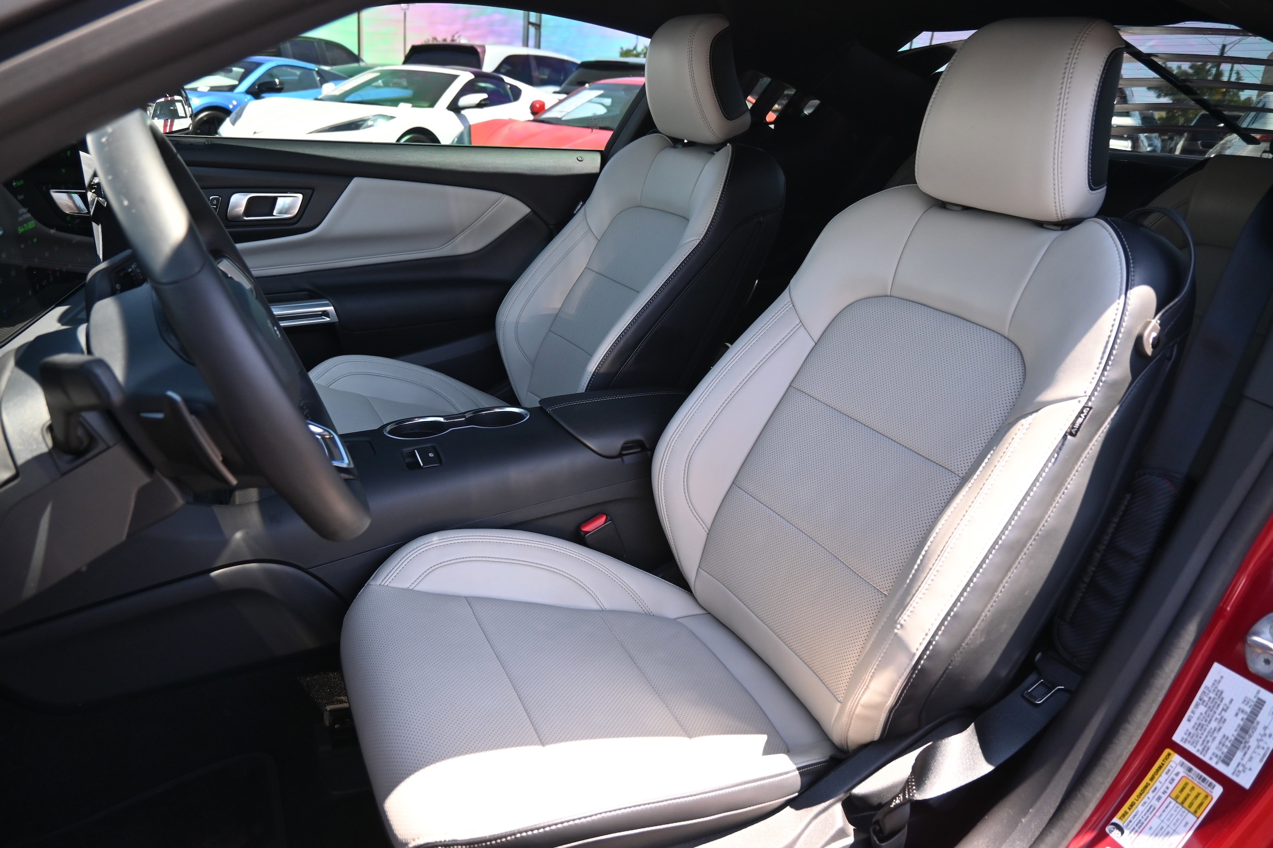 2024 Ford Mustang GT Premium photo 5