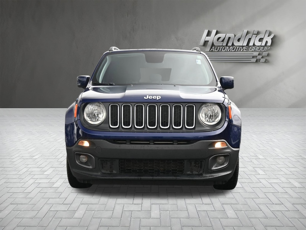 Used 2018 Jeep Renegade Latitude SUV