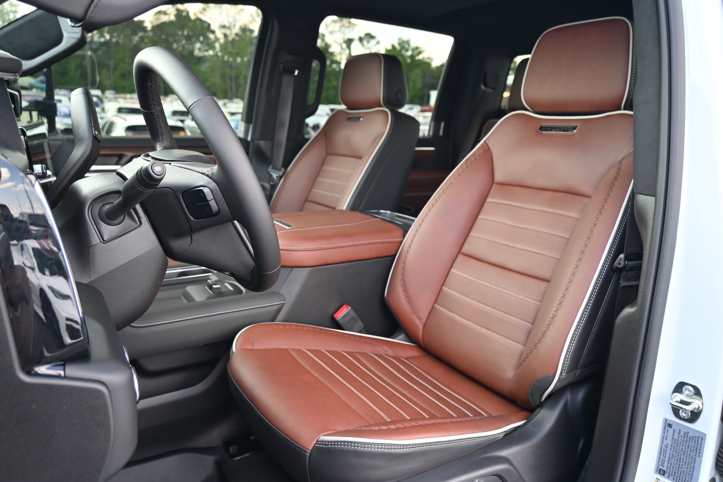 2026 GMC Sierra 3500HD Denali Ultimate photo 5