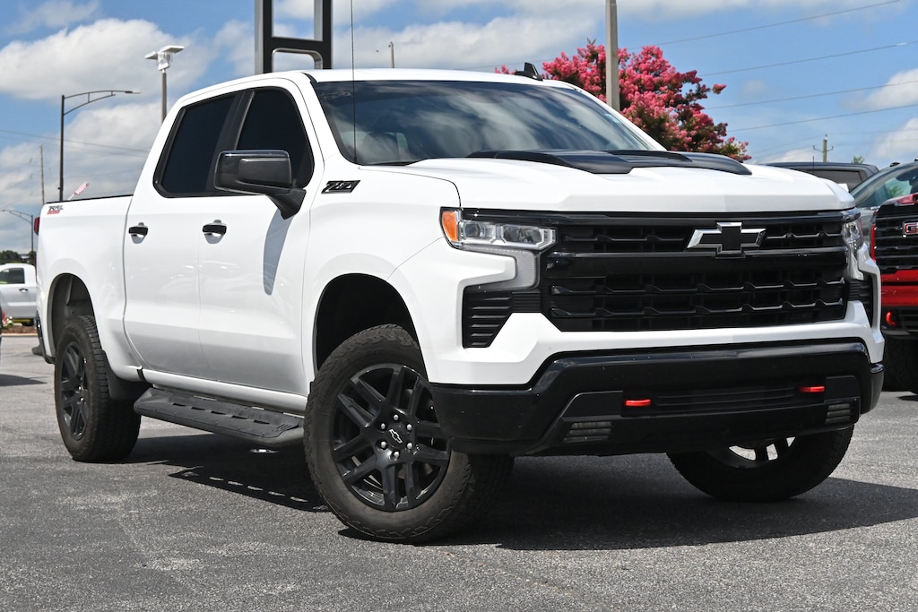 Used 2025 Chevrolet Silverado 1500 LT Trail Boss Pickup