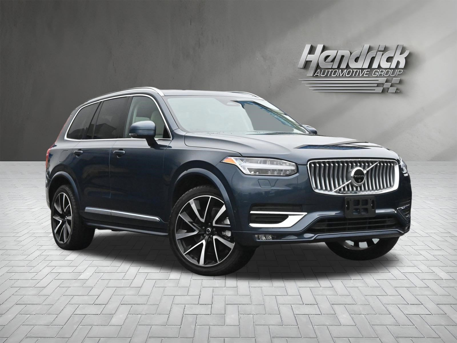 2024 Volvo XC90 Plus Bright Theme photo 2