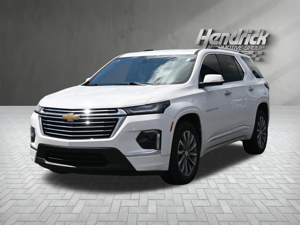Used 2023 Chevrolet Traverse Premier SUV