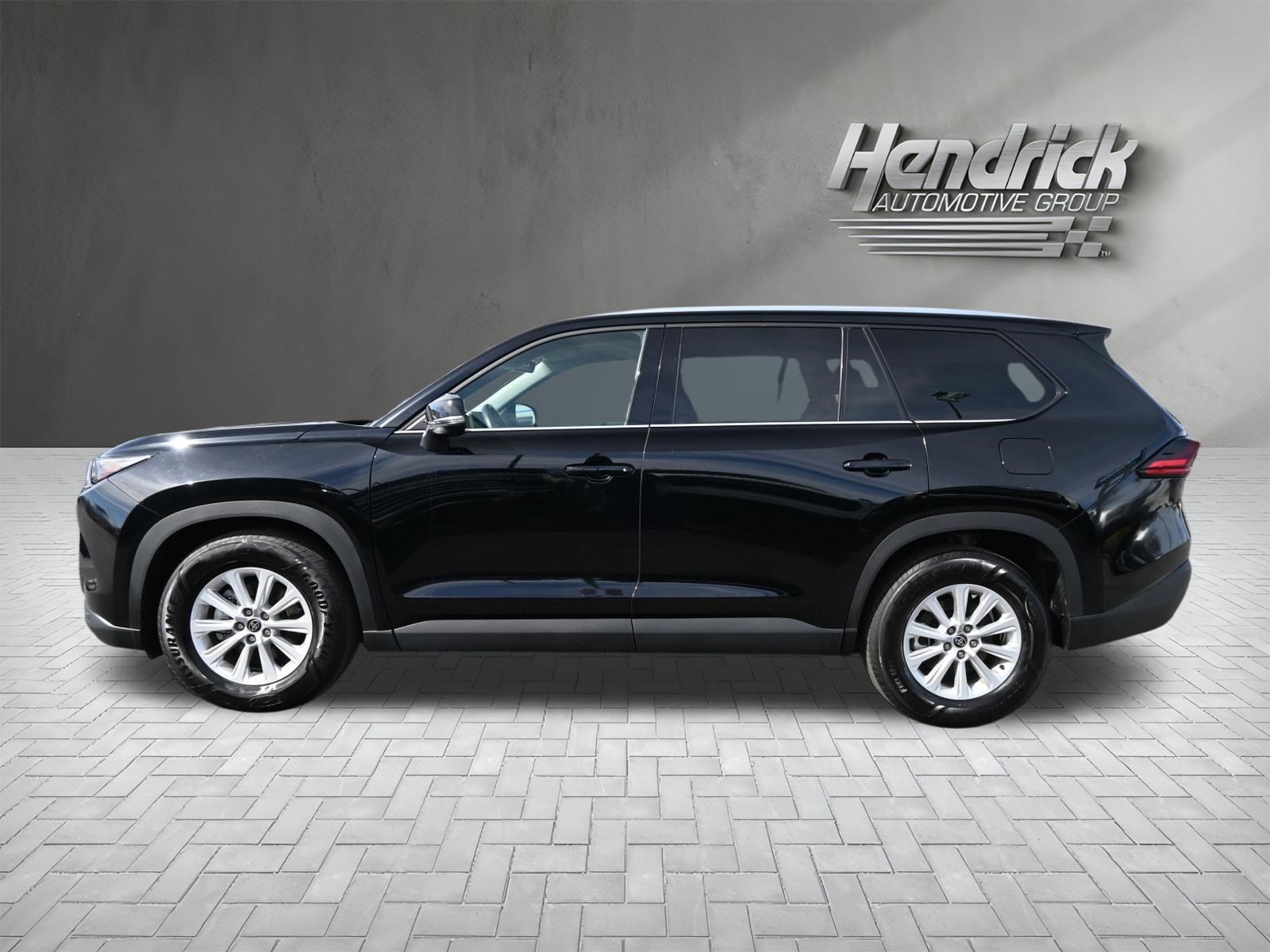 2025 Toyota Grand Highlander XLE photo 5