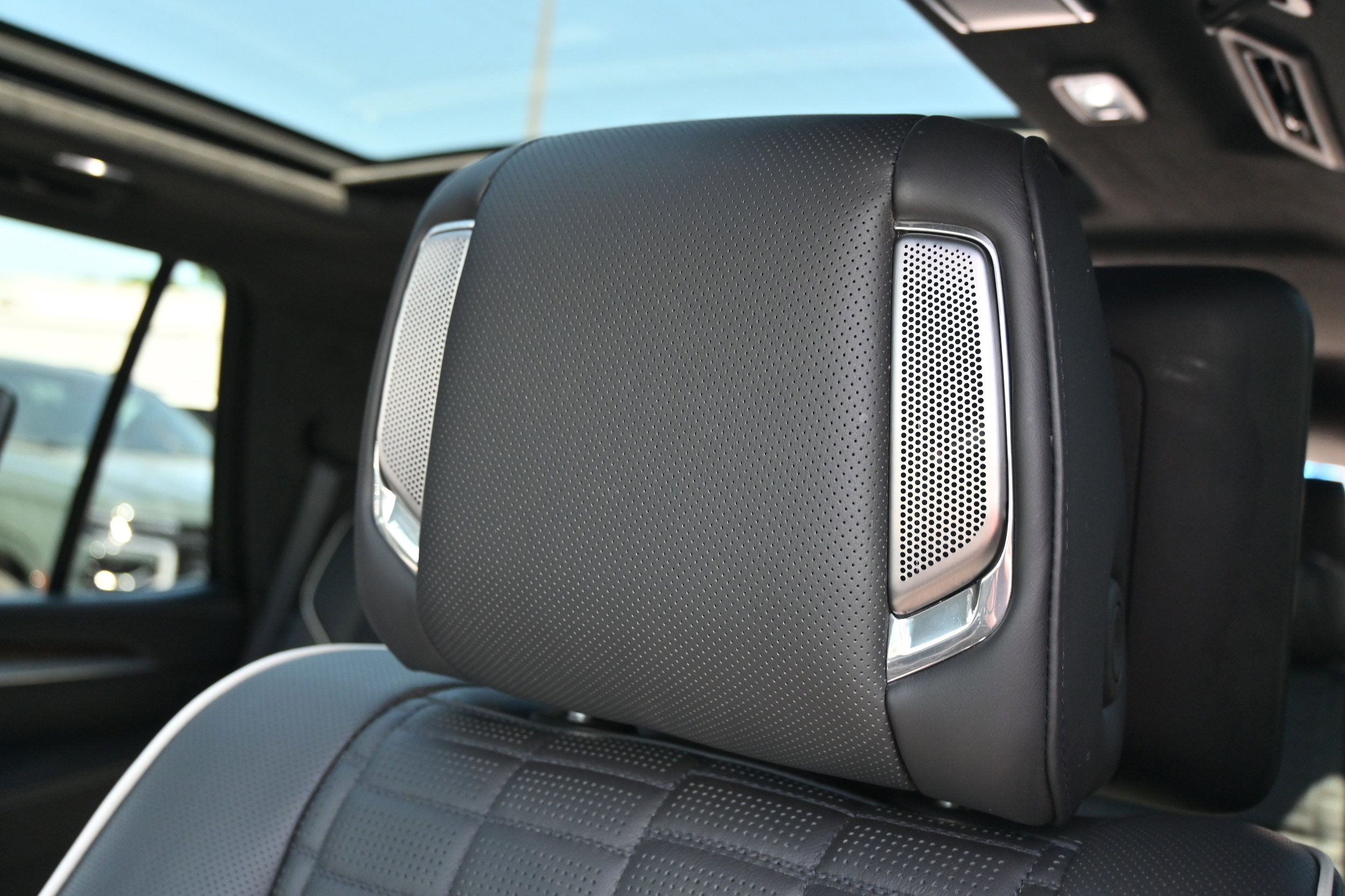 2025 CADILLAC Escalade 4WD Sport Platinum photo 6