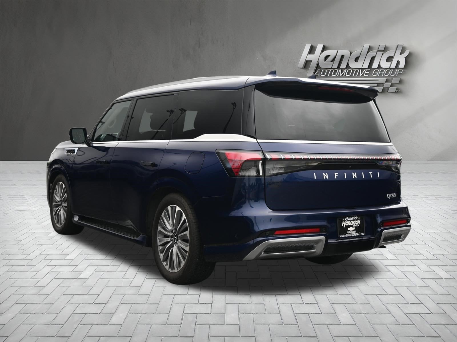 INFINITI QX80 LUXE
