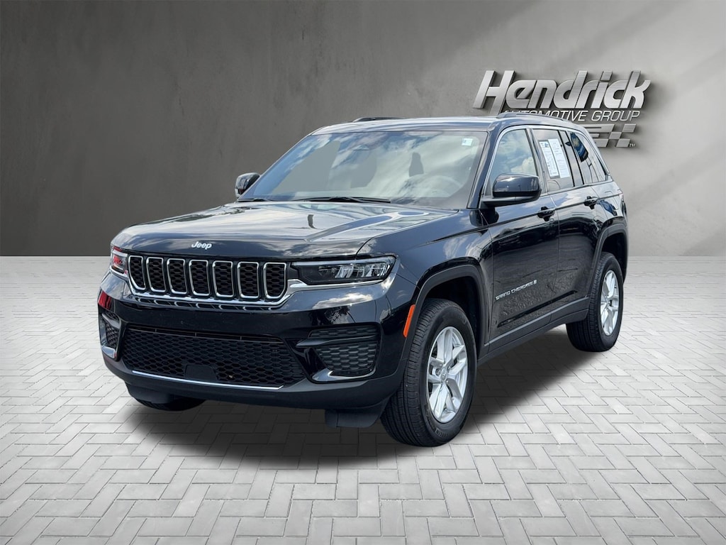 Used 2025 Jeep Grand Cherokee Laredo X SUV