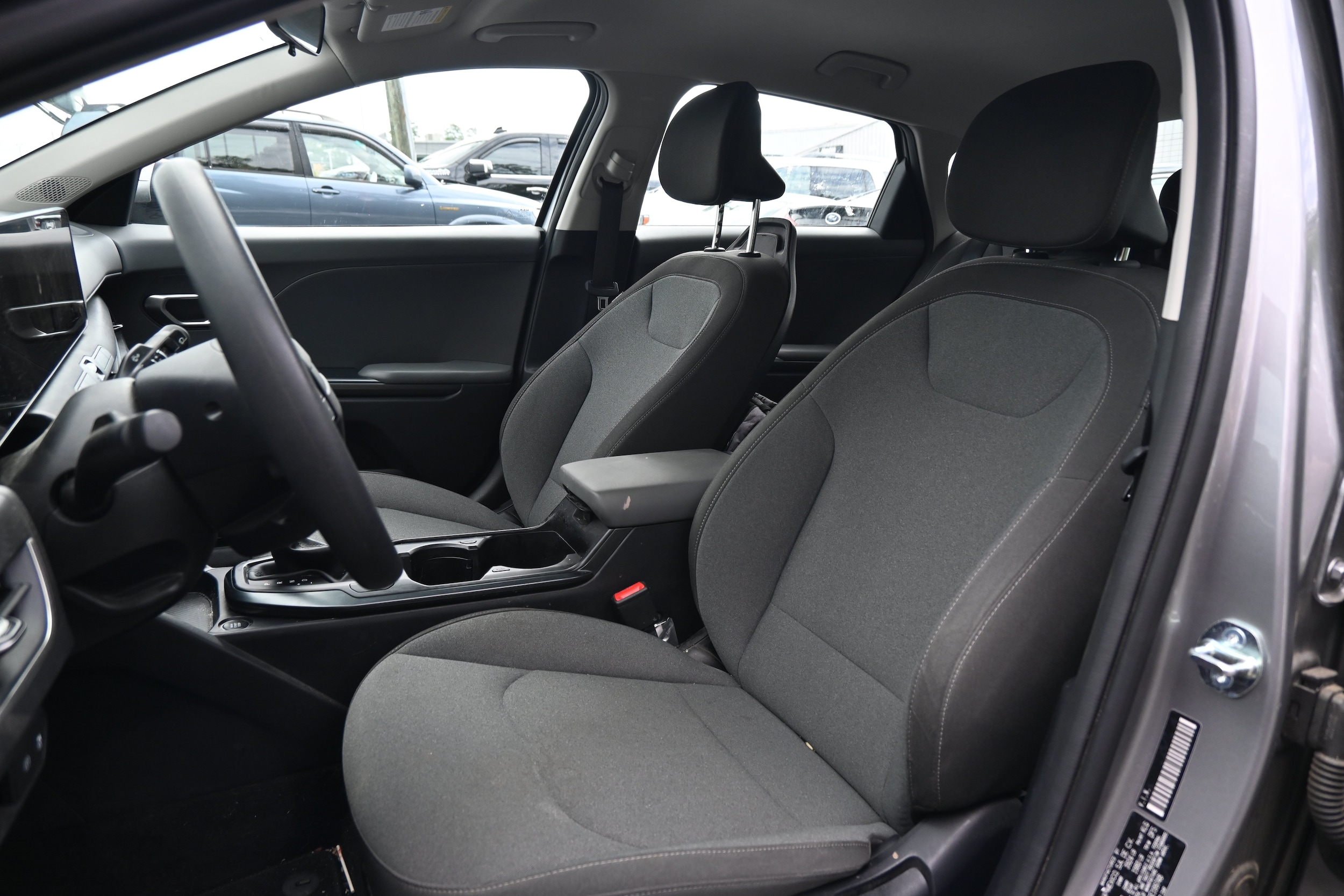 Kia K4 LXS