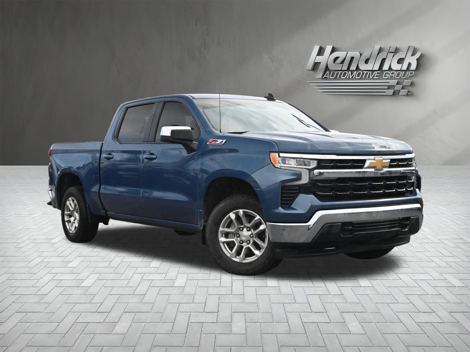 2024 Chevrolet Silverado 1500 LT photo 1