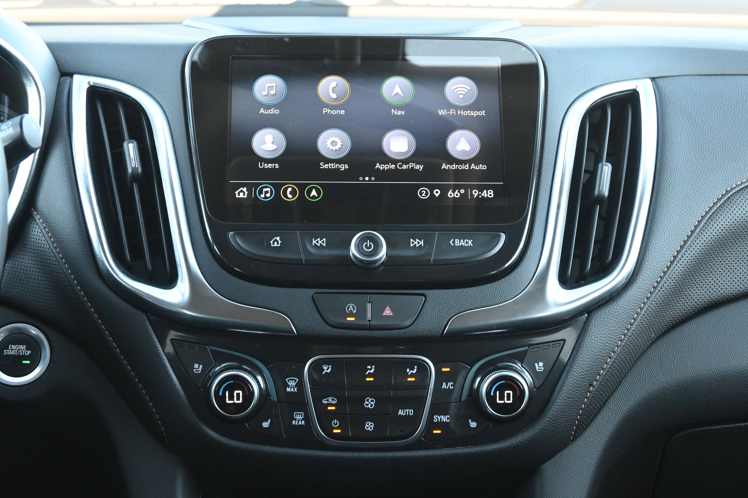 2024 Chevrolet Equinox Premier photo 4