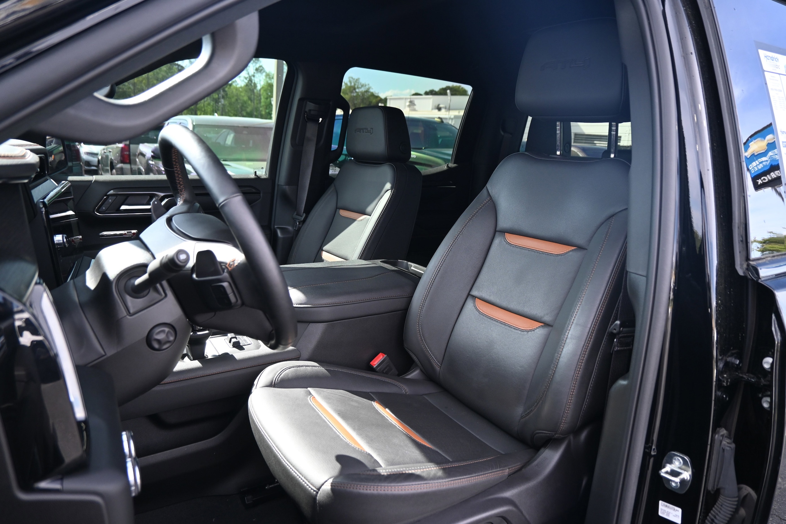 2024 GMC Sierra 1500 AT4 photo 6