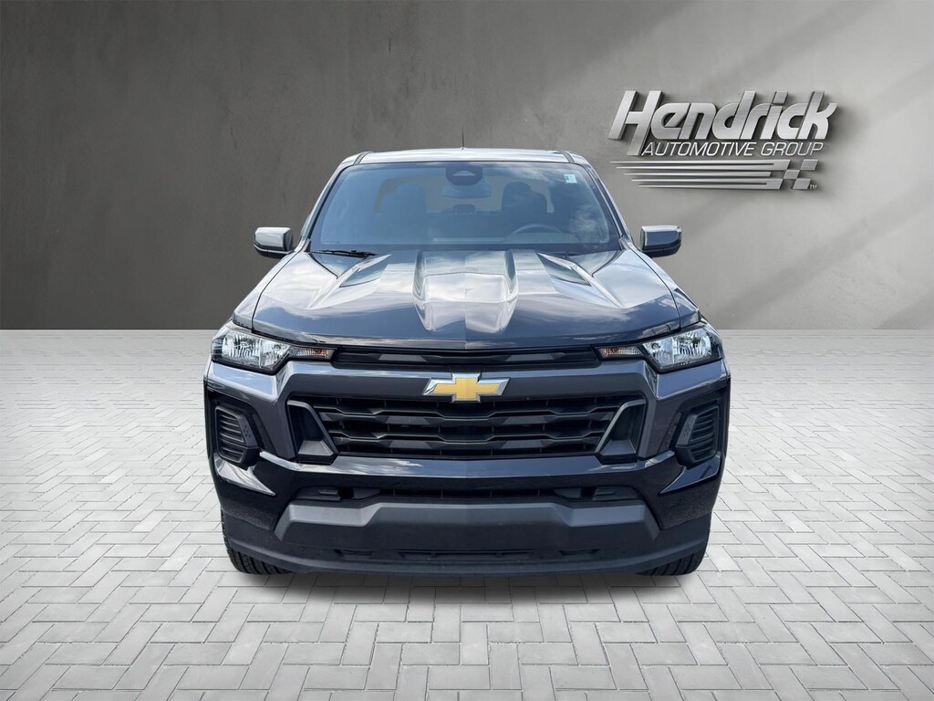 Used 2024 Chevrolet Colorado 4WD LT Pickup