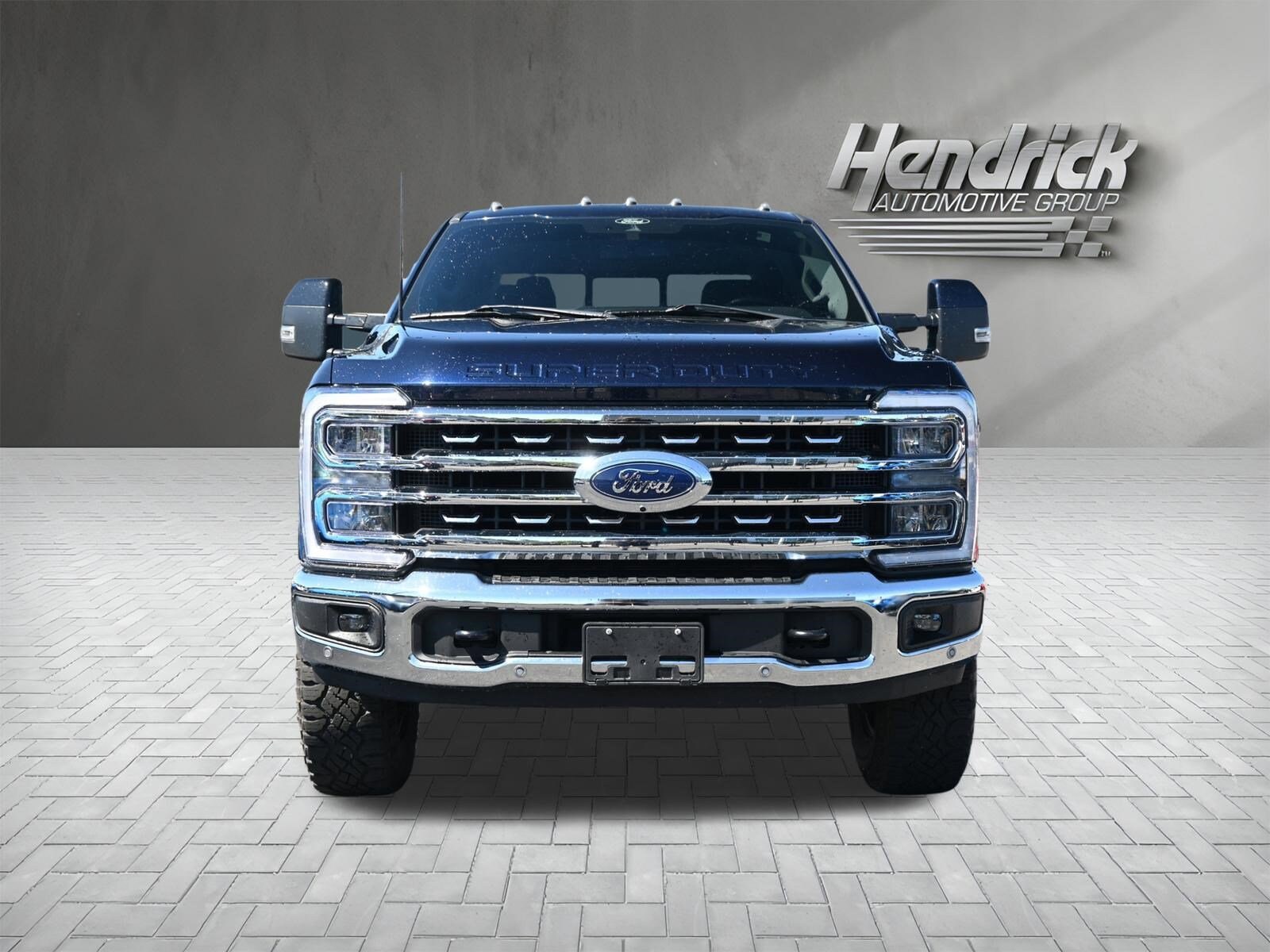 2024 Ford Super Duty F-250 SRW LARIAT photo 4