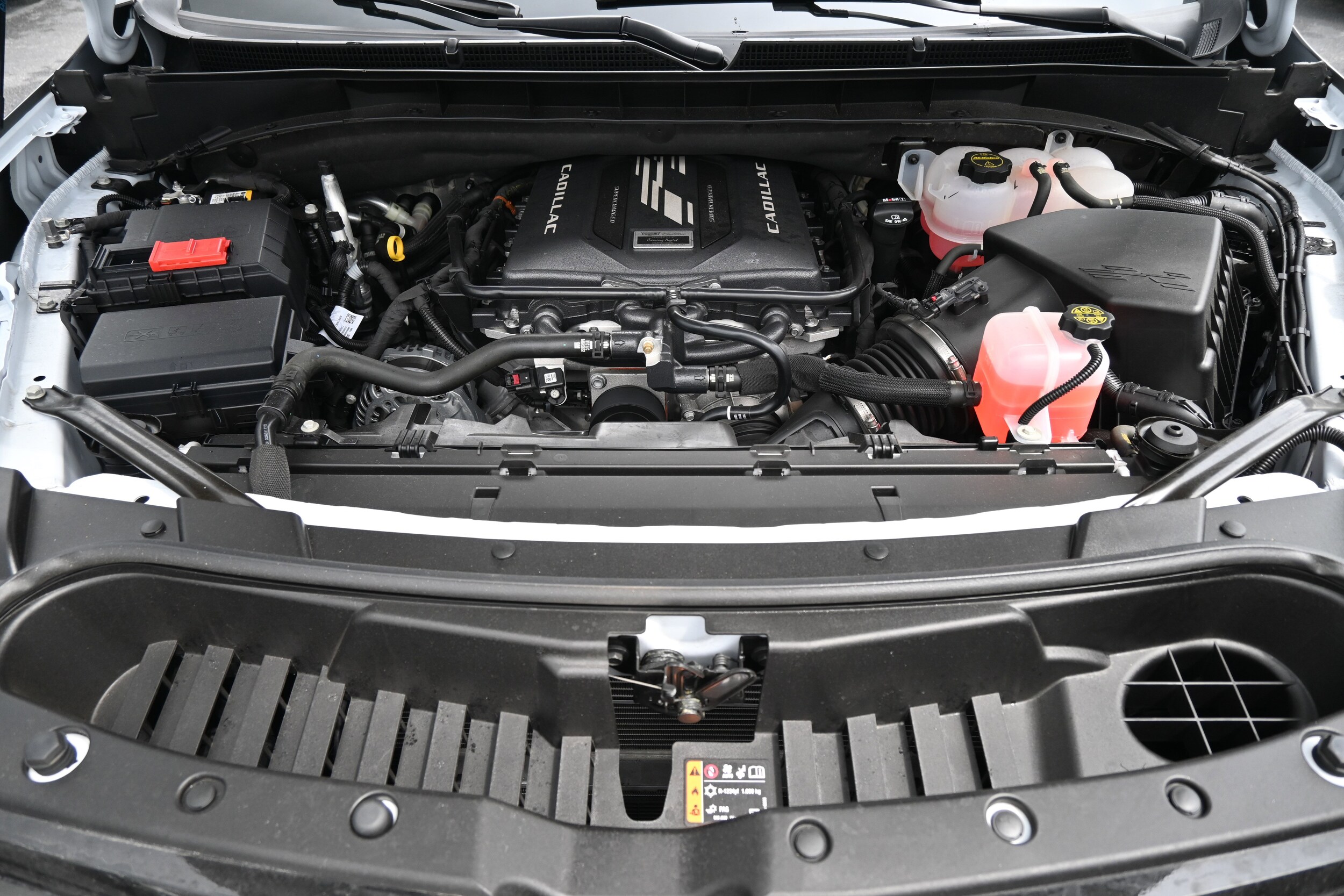 2026 CADILLAC Escalade AWD V-Series photo 5