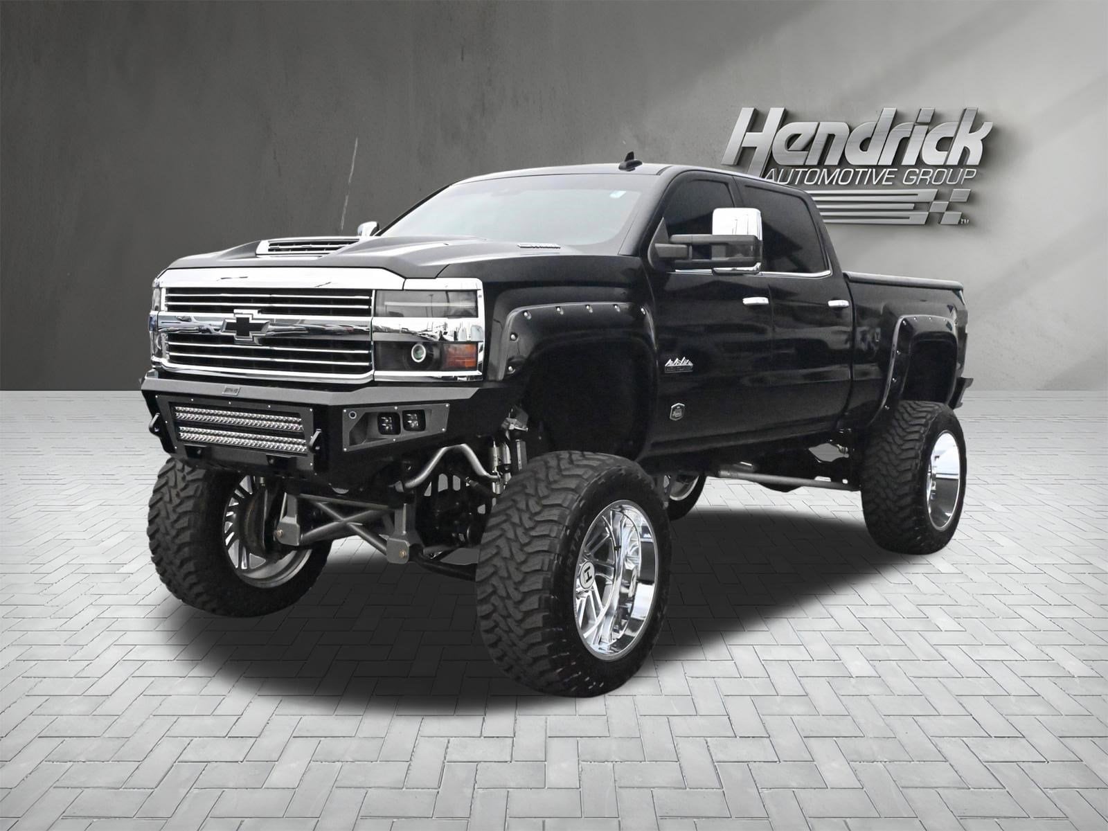 2017 Chevrolet Silverado 2500HD High Country photo 6