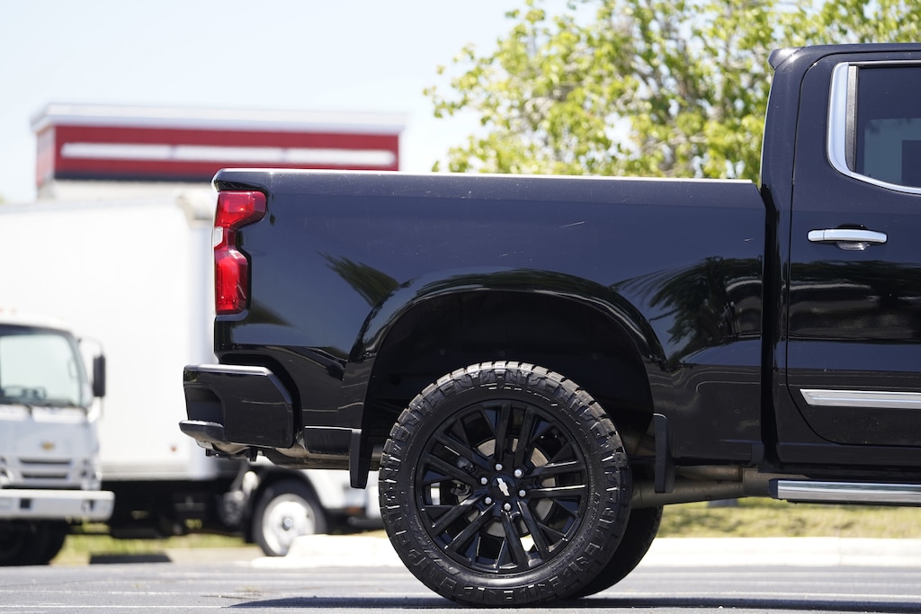 Used 2024 Chevrolet Silverado 1500 High Country Pickup