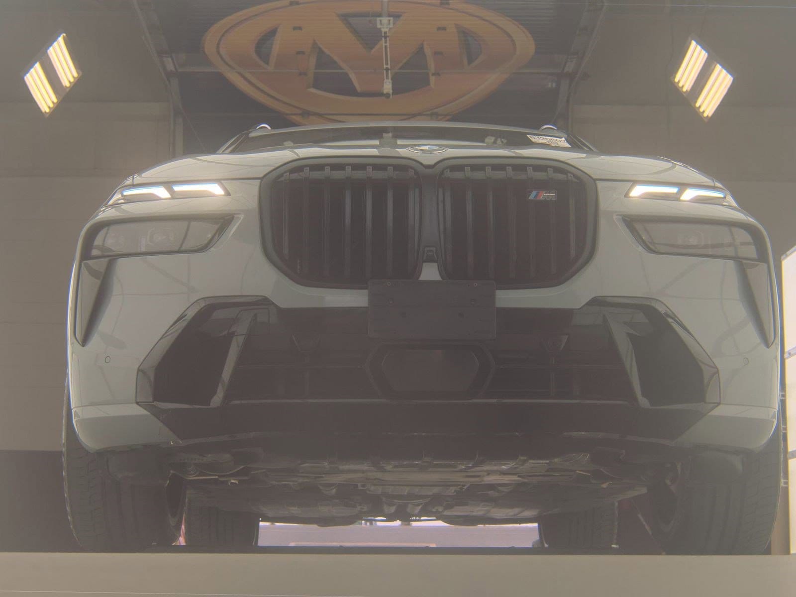 2024 BMW X7 M60i photo 2