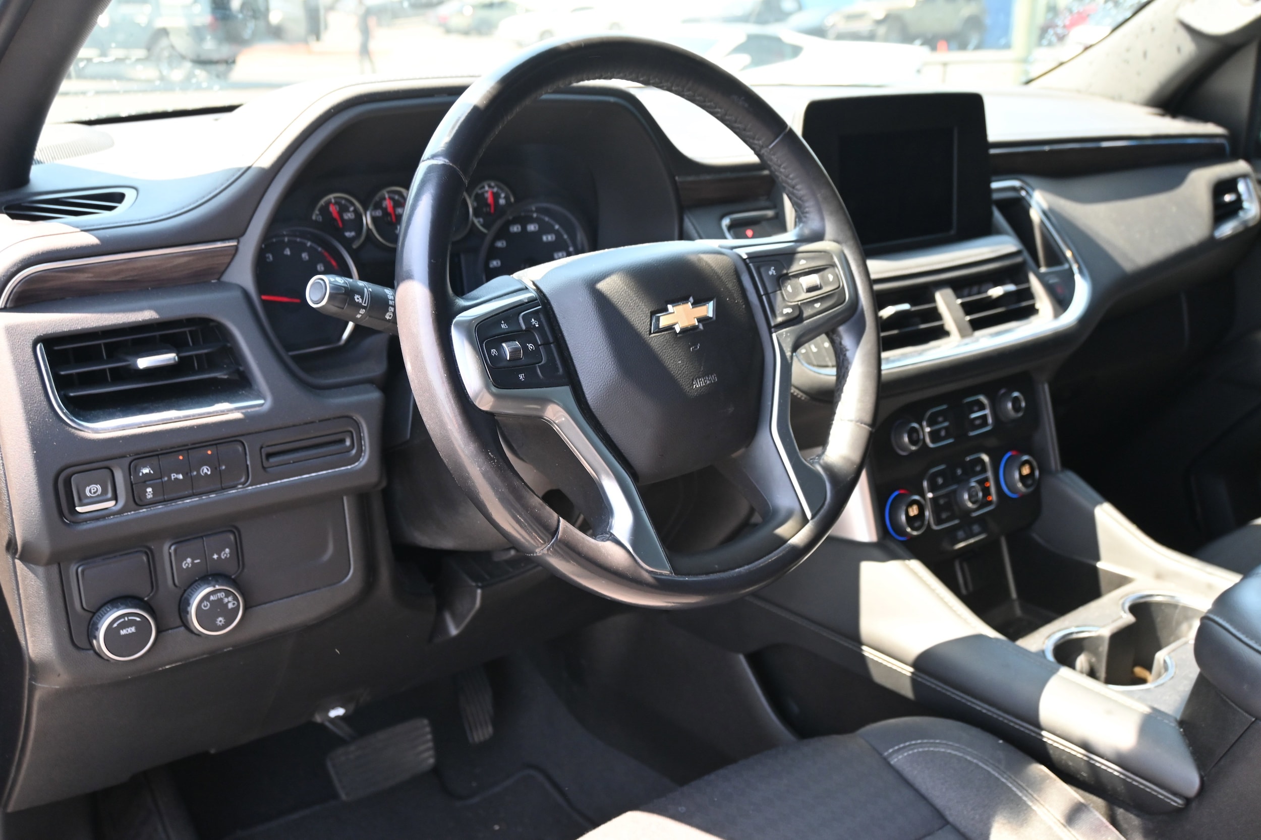 2023 Chevrolet Tahoe LS photo 2