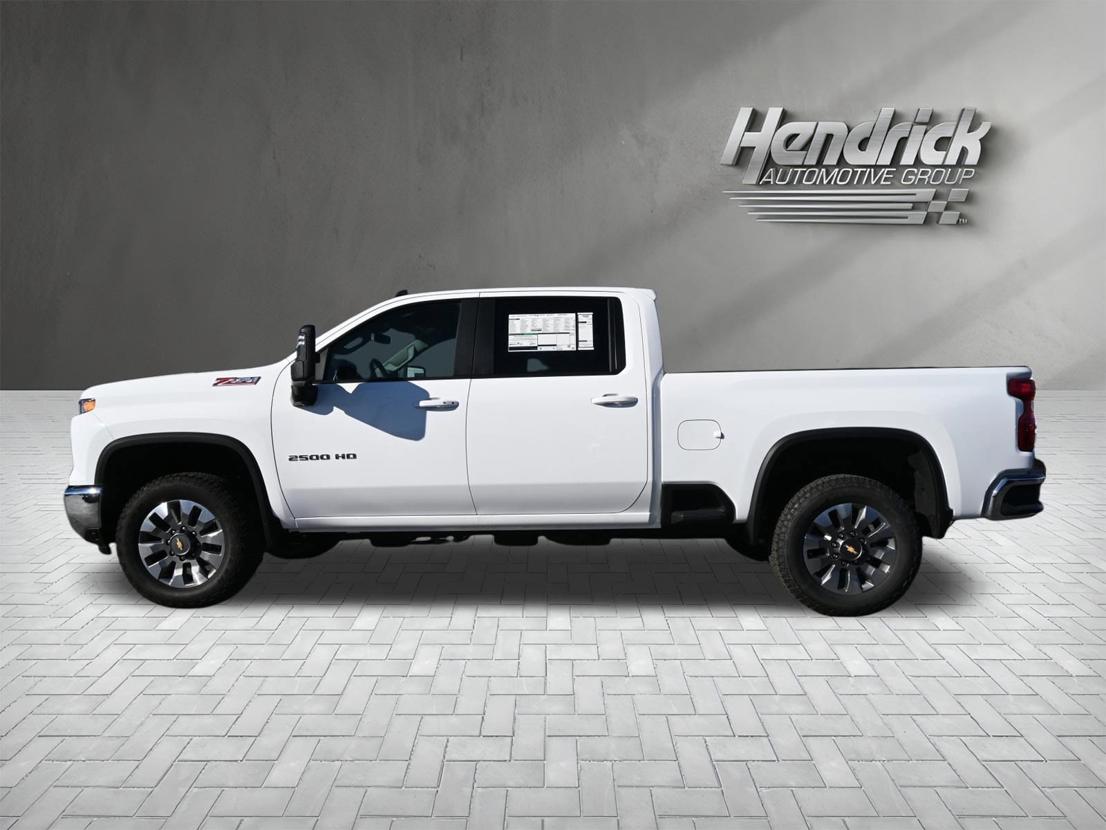 2026 Chevrolet Silverado 2500HD LT photo 5