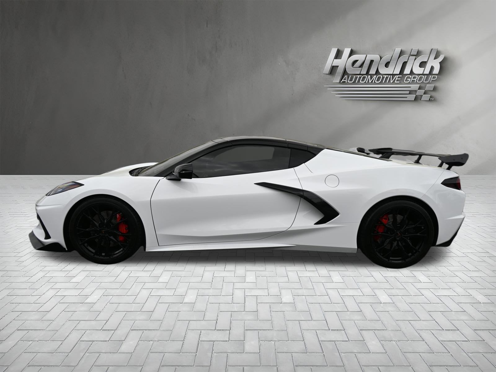 2023 Chevrolet Corvette 2LT photo 3