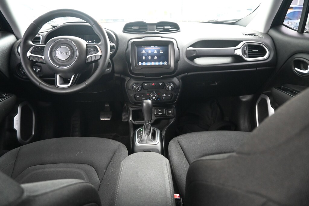 Used 2018 Jeep Renegade Latitude SUV