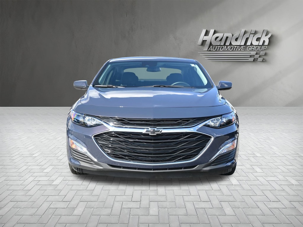 Used 2025 Chevrolet Malibu RS Sedan