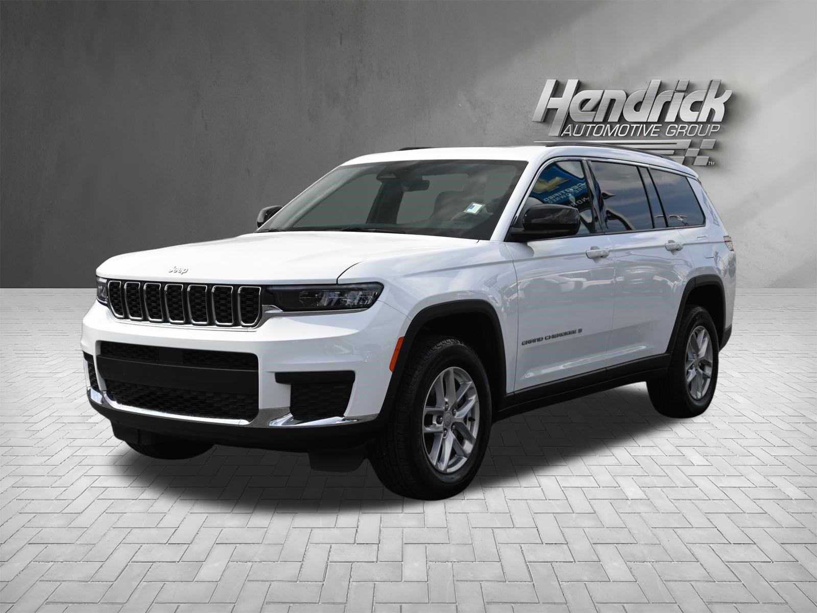 2025 Jeep Grand Cherokee L Laredo X photo 4