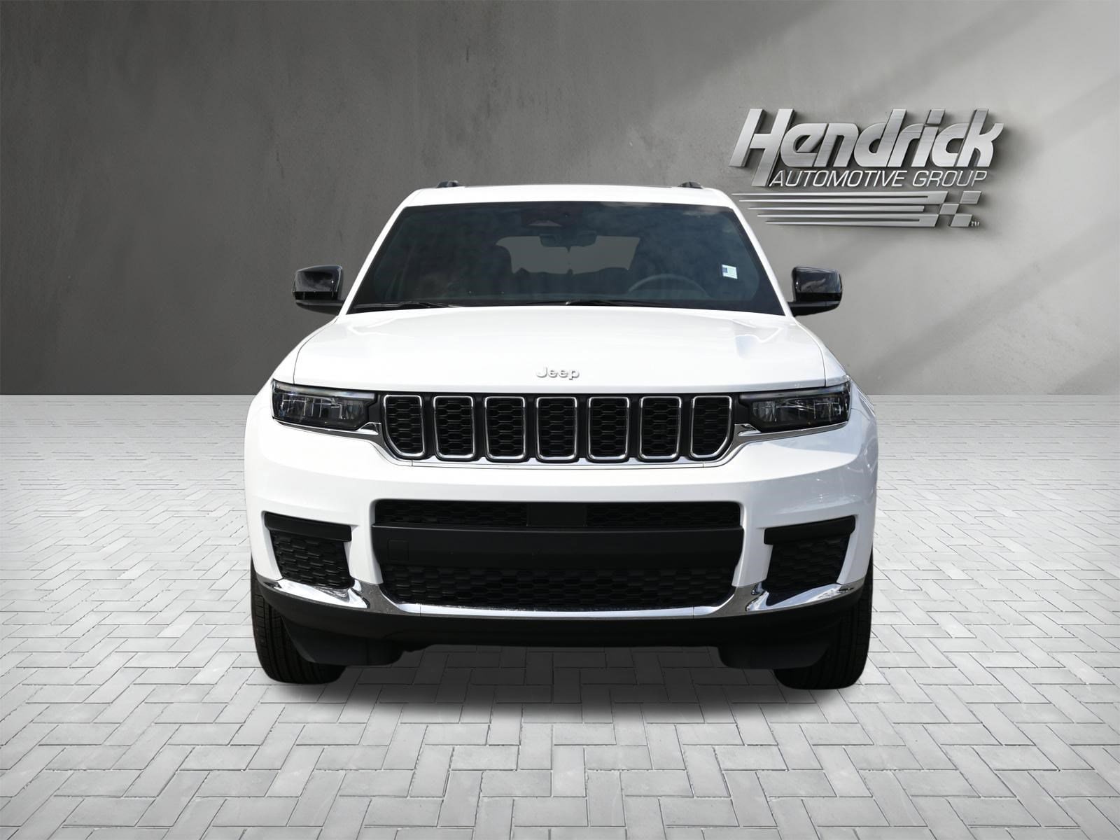 2025 Jeep Grand Cherokee L Laredo X photo 2
