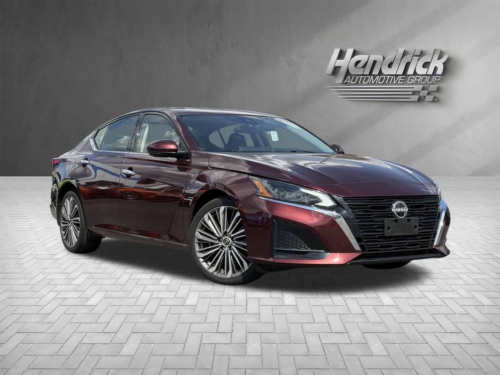 Used 2023 Nissan Altima 2.5 SL Sedan