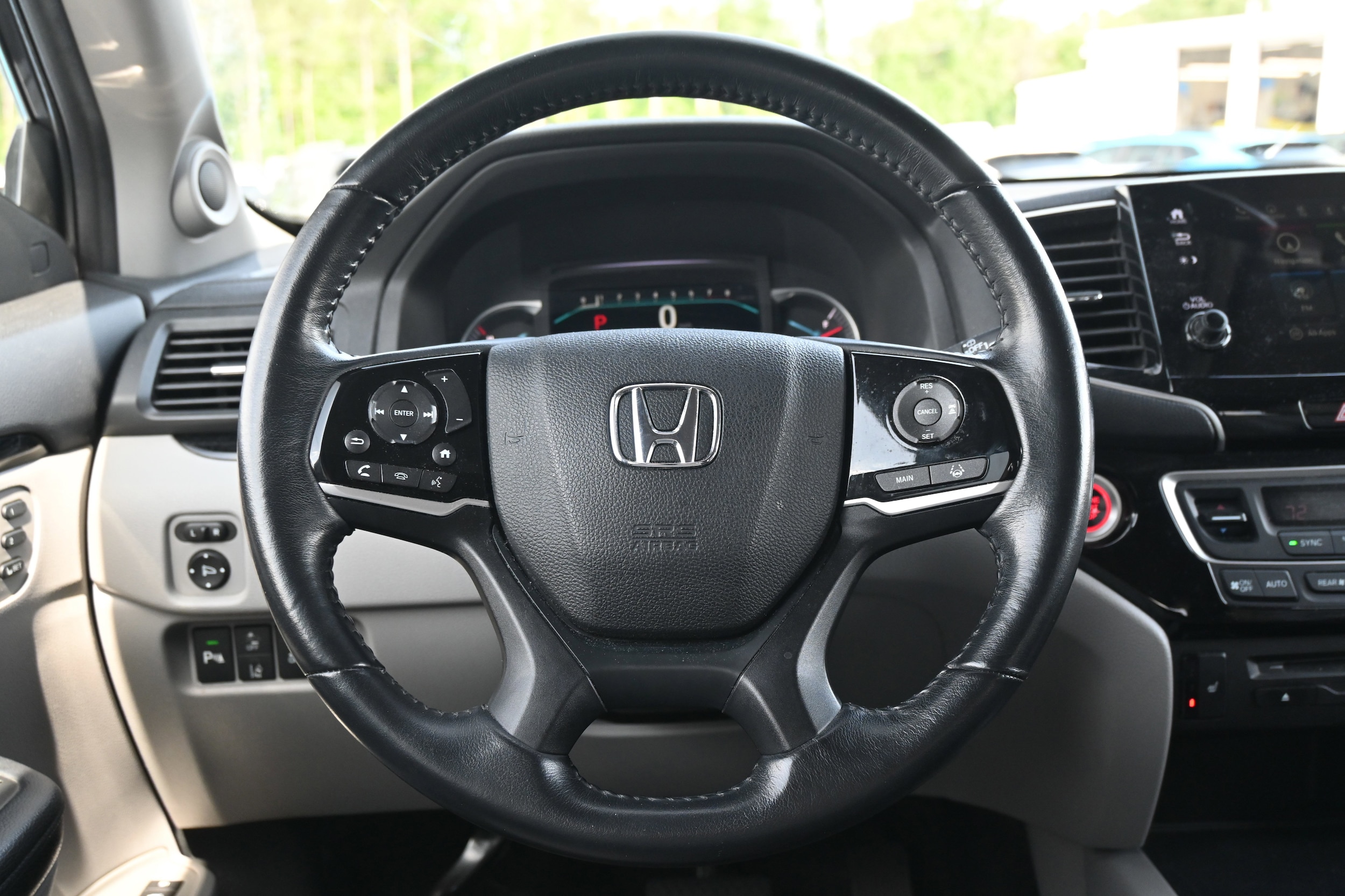 2019 Honda Pilot Touring 8-Passenger photo 6