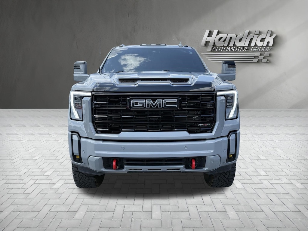 Used 2025 GMC Sierra 2500HD AT4X Pickup