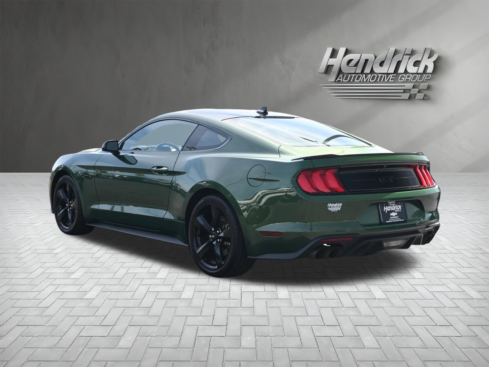2023 Ford Mustang GT Premium photo 3