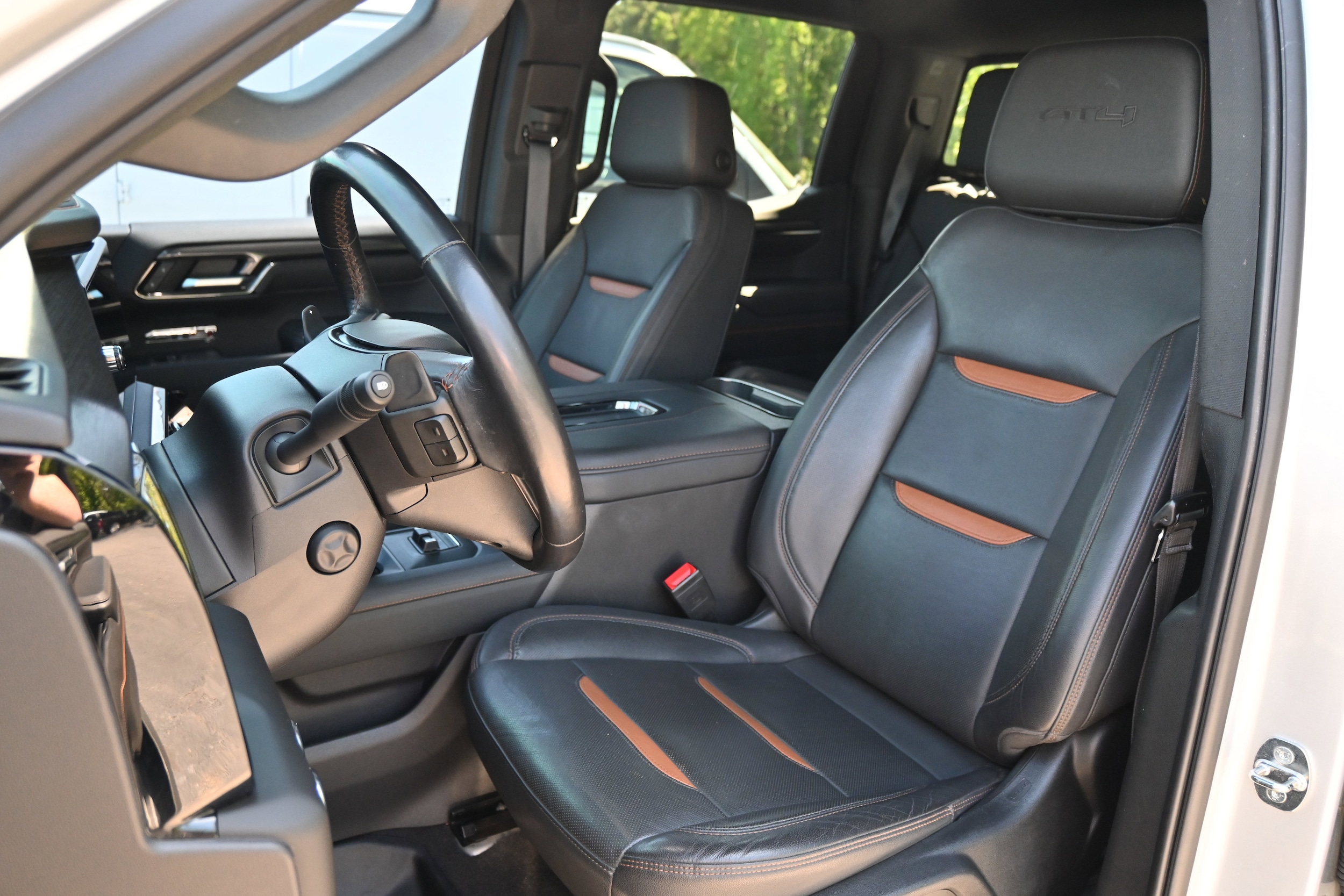 2022 GMC Sierra 1500 AT4 photo 5