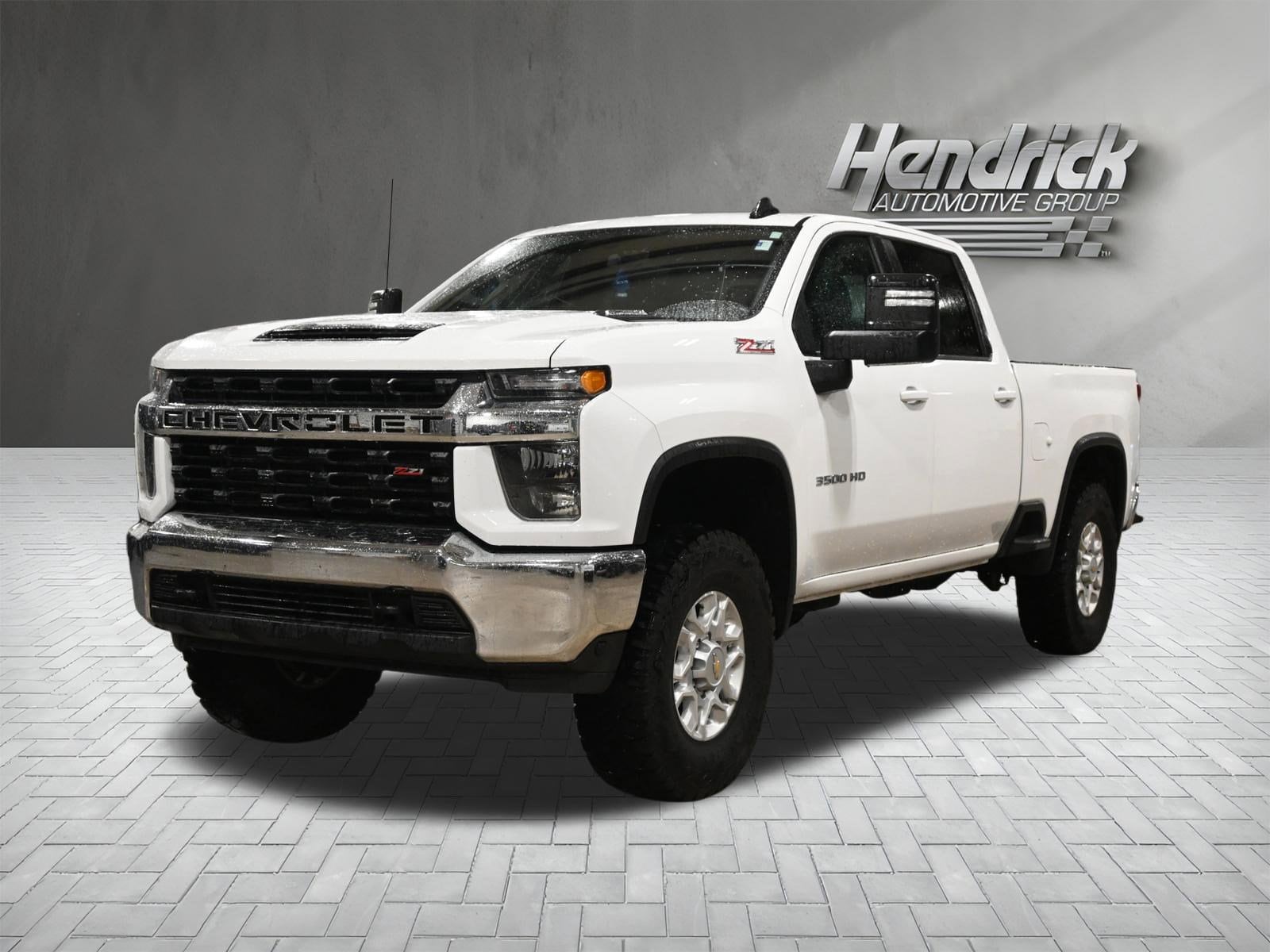 2022 Chevrolet Silverado 3500HD LT photo 4