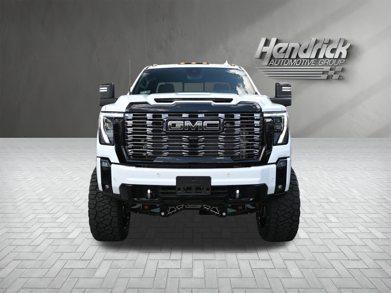 2026 GMC Sierra 3500HD Denali Ultimate photo 4