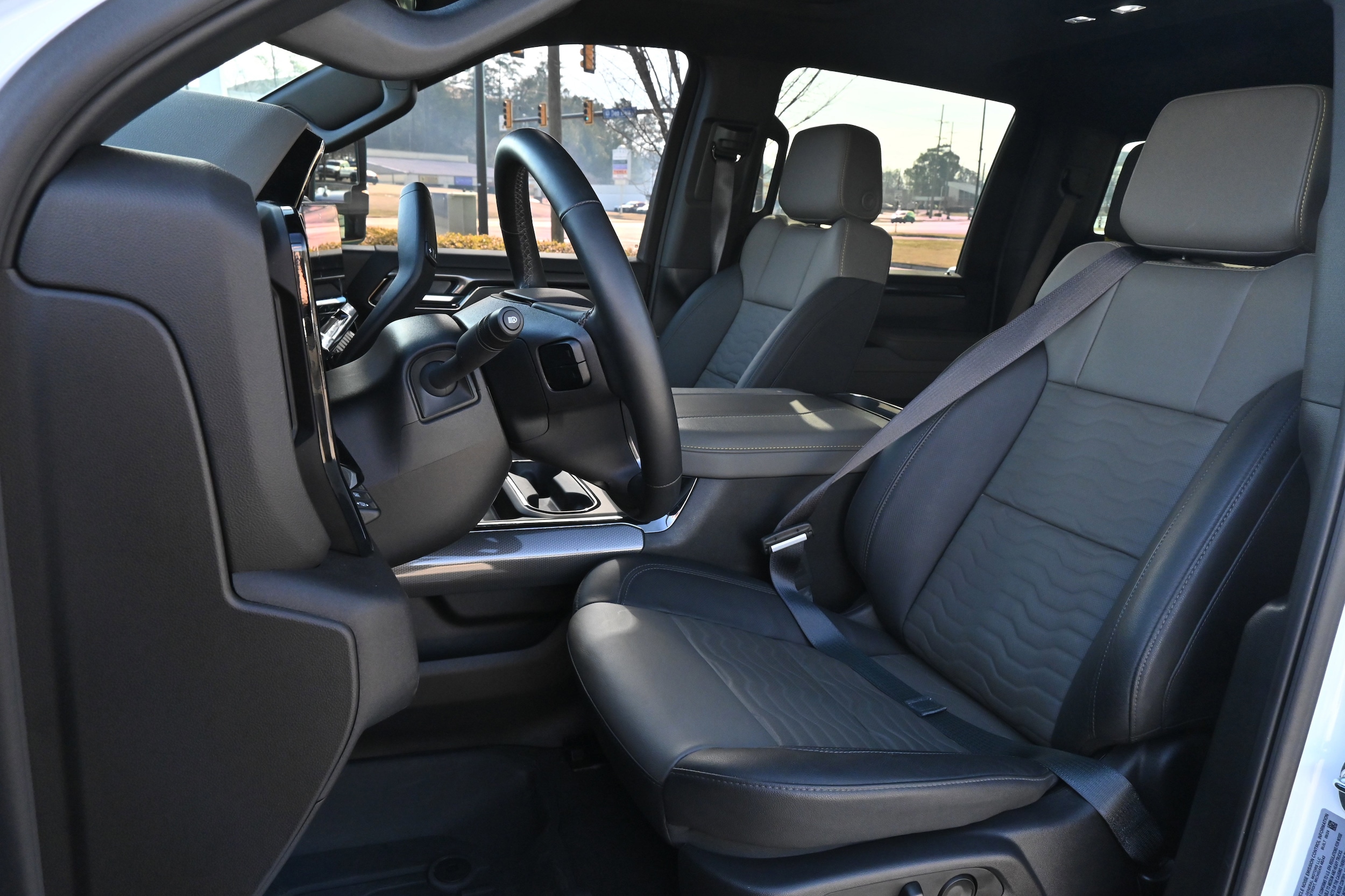 2025 Chevrolet Silverado 2500HD ZR2 photo 5