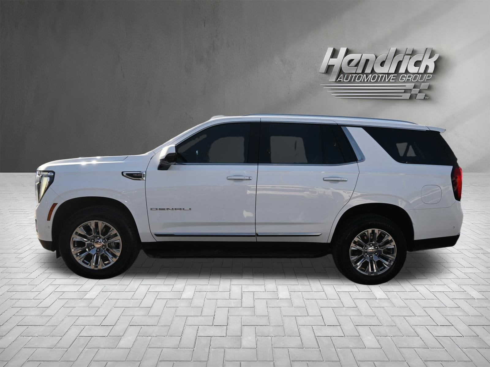2025 GMC Yukon Denali photo 6