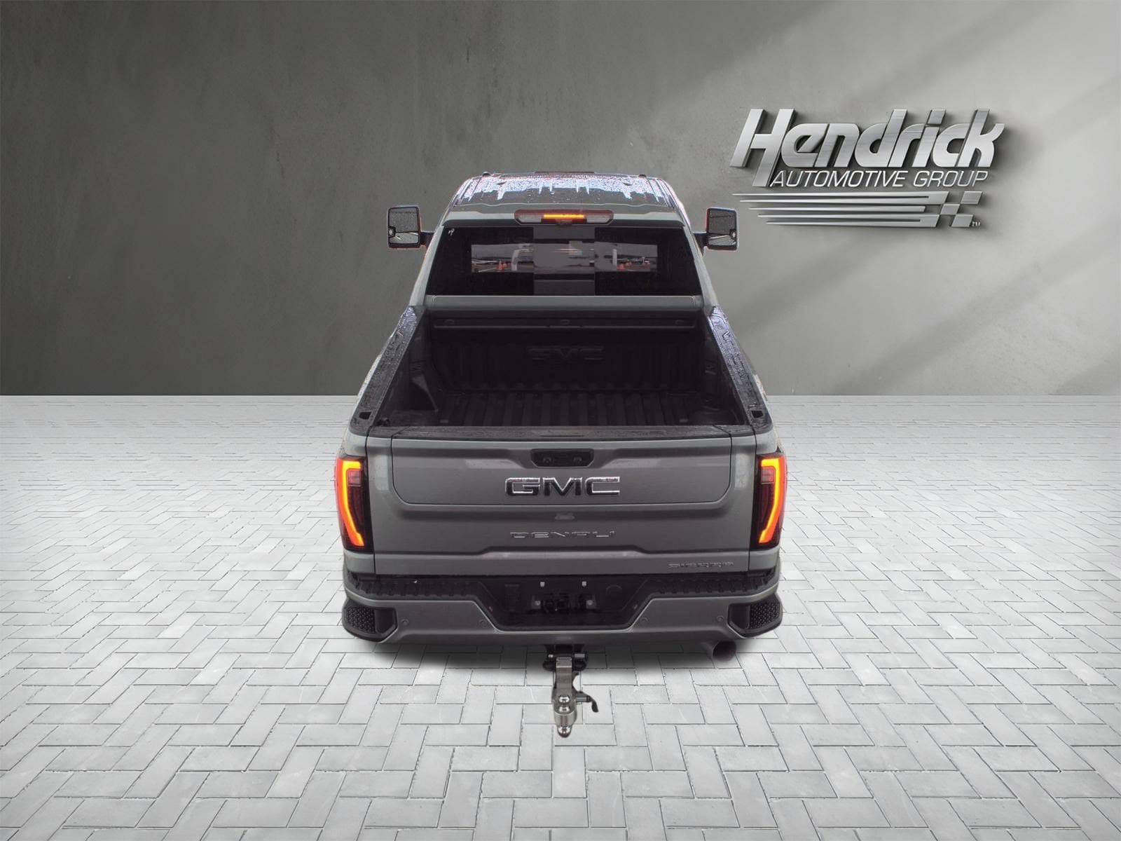 2025 GMC Sierra 2500HD Denali Ultimate photo 6