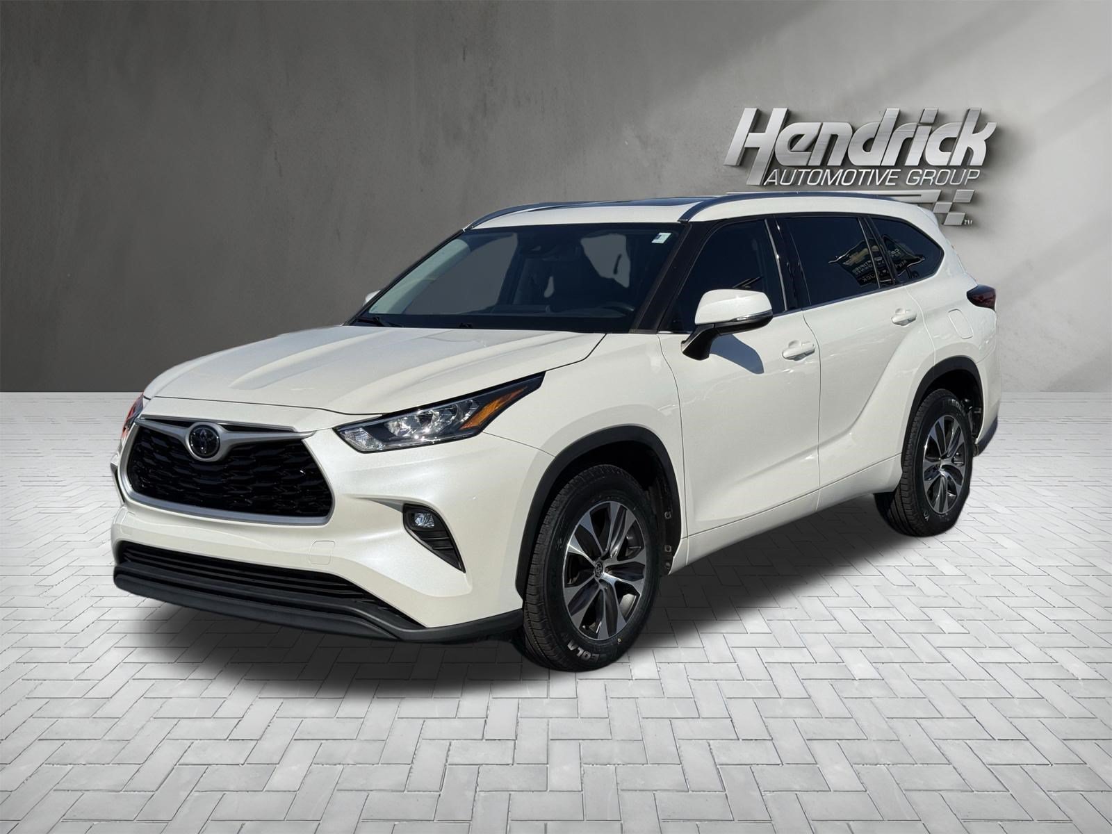 Used 2020 Toyota Highlander XLE SUV