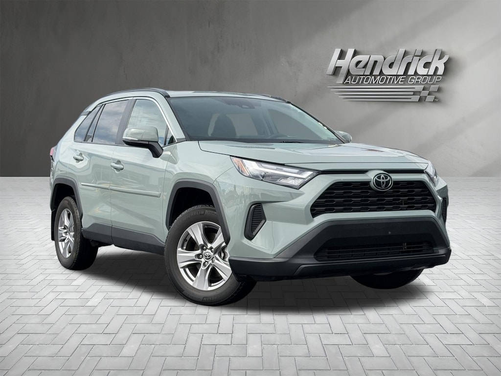 Used 2022 Toyota RAV4 XLE SUV