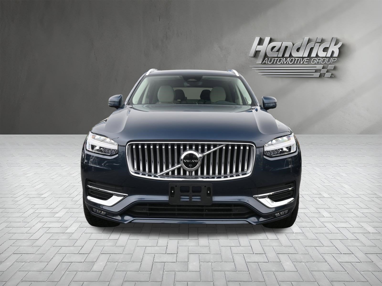 2024 Volvo XC90 Plus Bright Theme photo 3