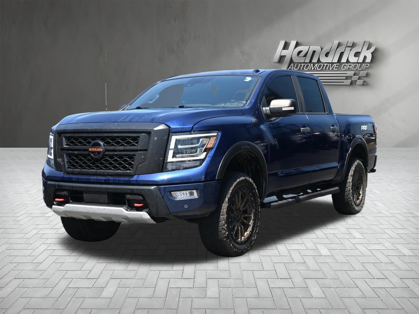 2021 Nissan Titan PRO-4X photo 6