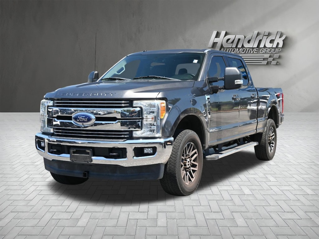Used 2017 Ford Super Duty F-350 SRW Lariat Pickup