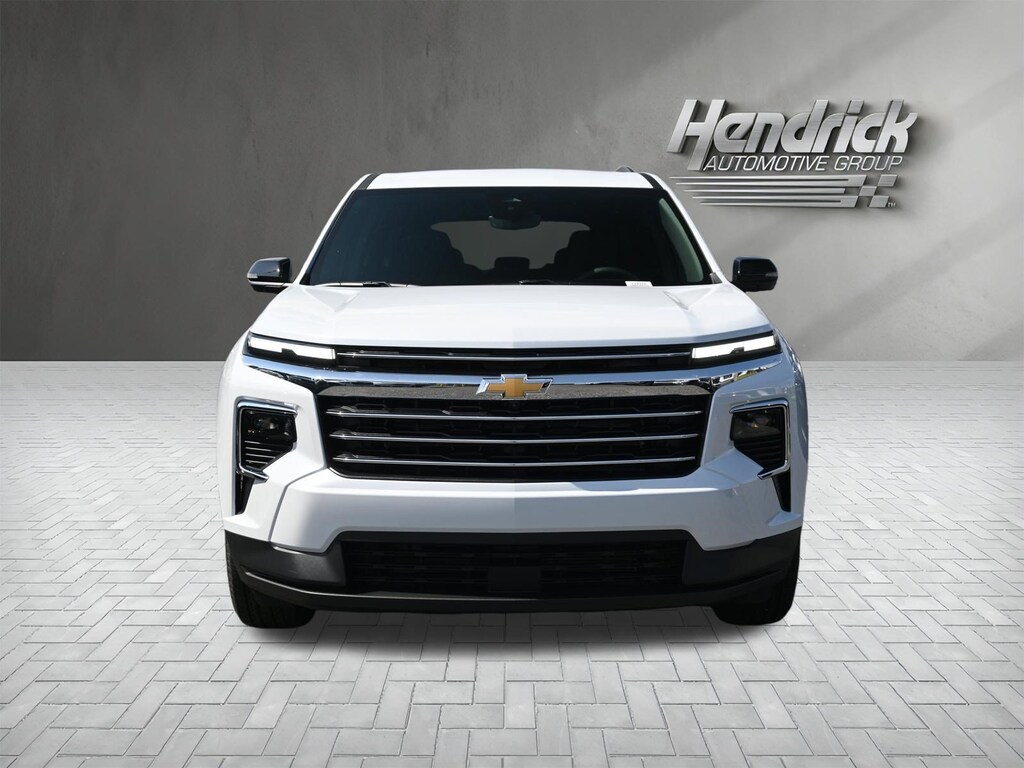 Used 2026 Chevrolet Traverse FWD LT SUV
