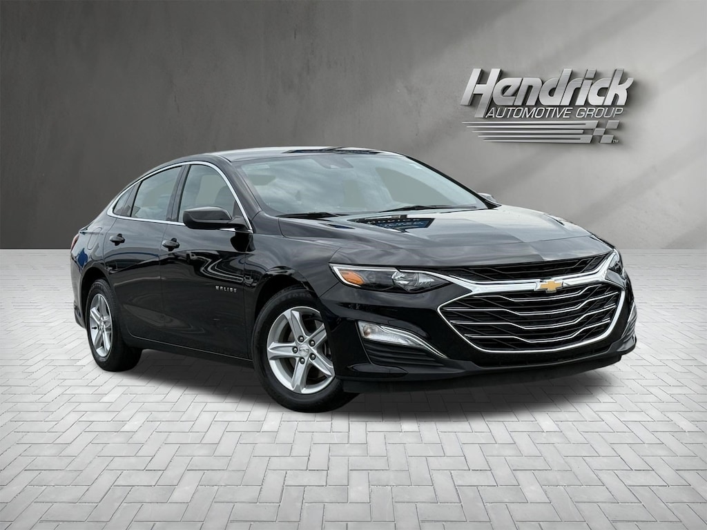 Used 2025 Chevrolet Malibu LS Sedan